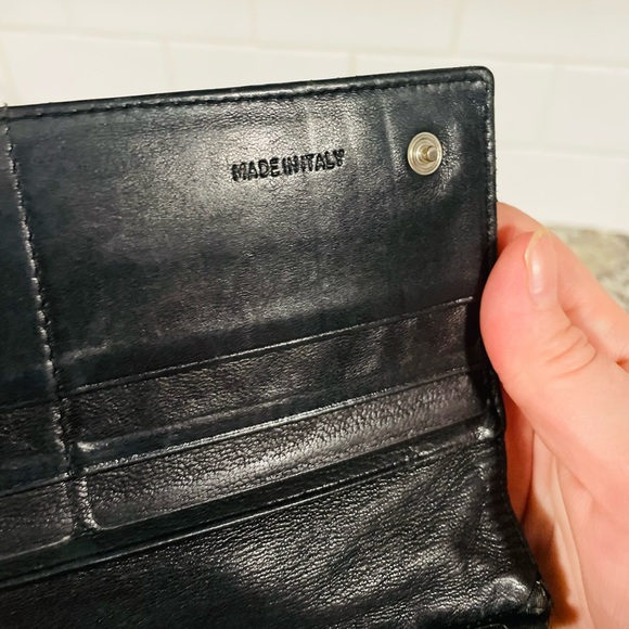 PRADA Black Large Classic Wallet 💯 AUTHENTIC - Picture 10 of 15
